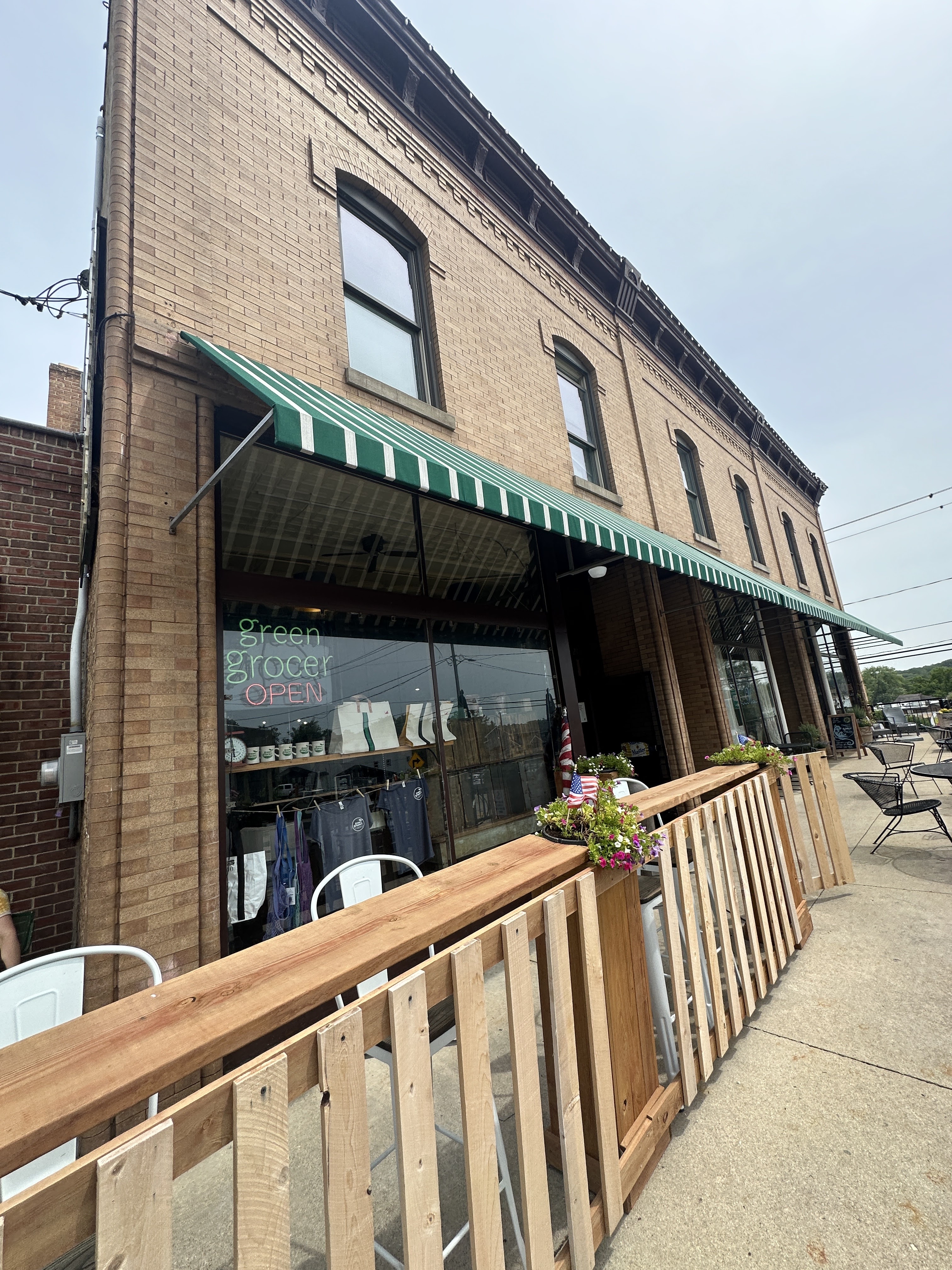 Green Grocer & Deli