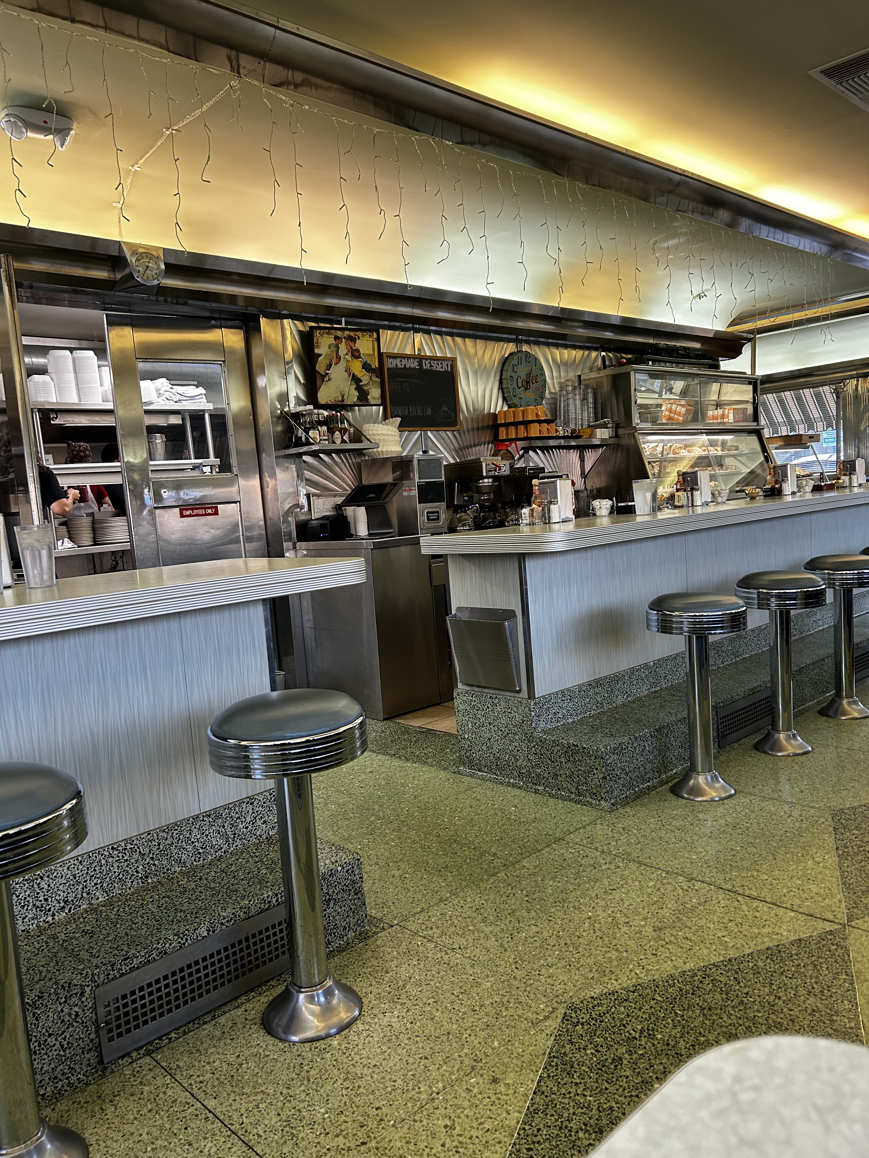 Joni's Diner photo 3